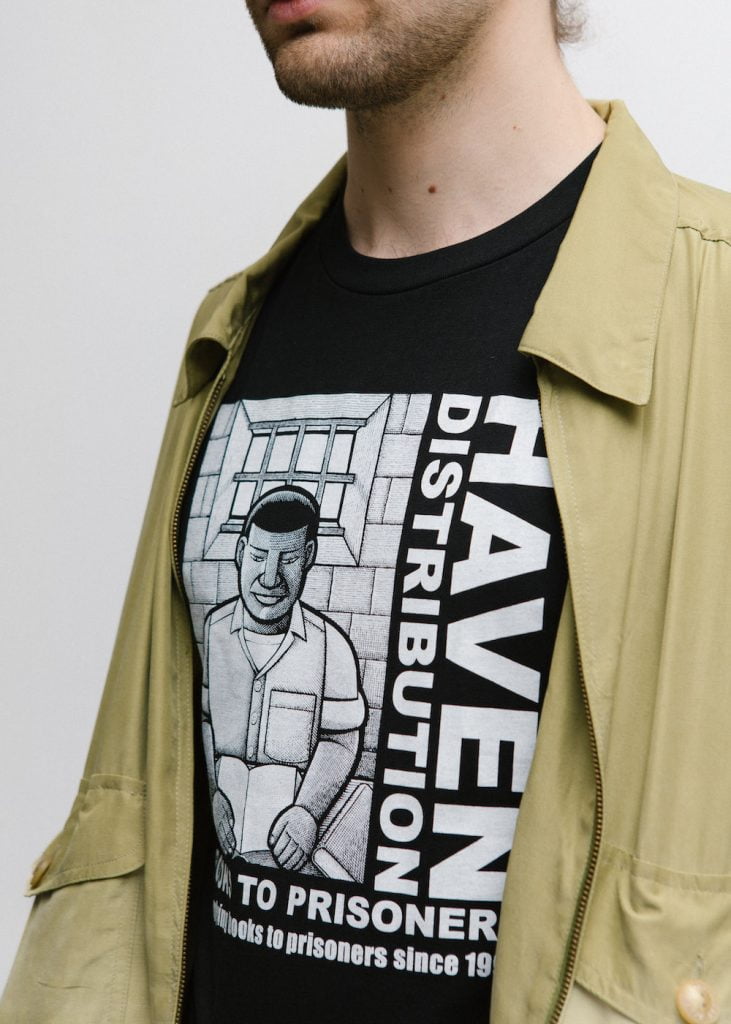 Haven Distribution books to prisoners shirt |Photography by Ellie Ramsden for Freedom Press